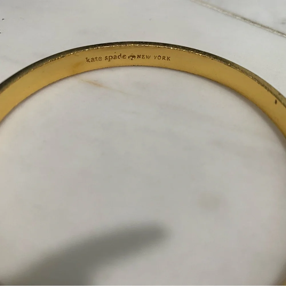 KATE SPADE- Hot Pink Enamel Bow Bangle Bracelet - Picture 2 of 2